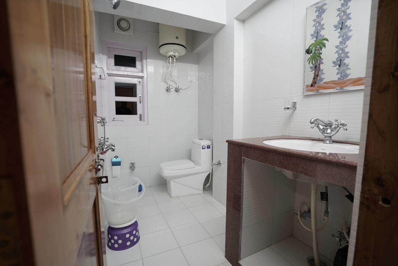 ناركاندا Sara Hotel المظهر الخارجي الصورة